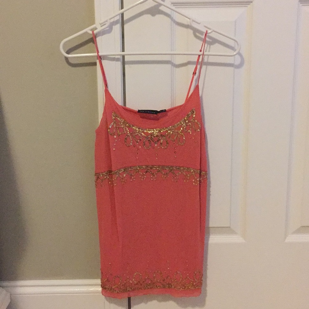 Limited tank top with gold sequins